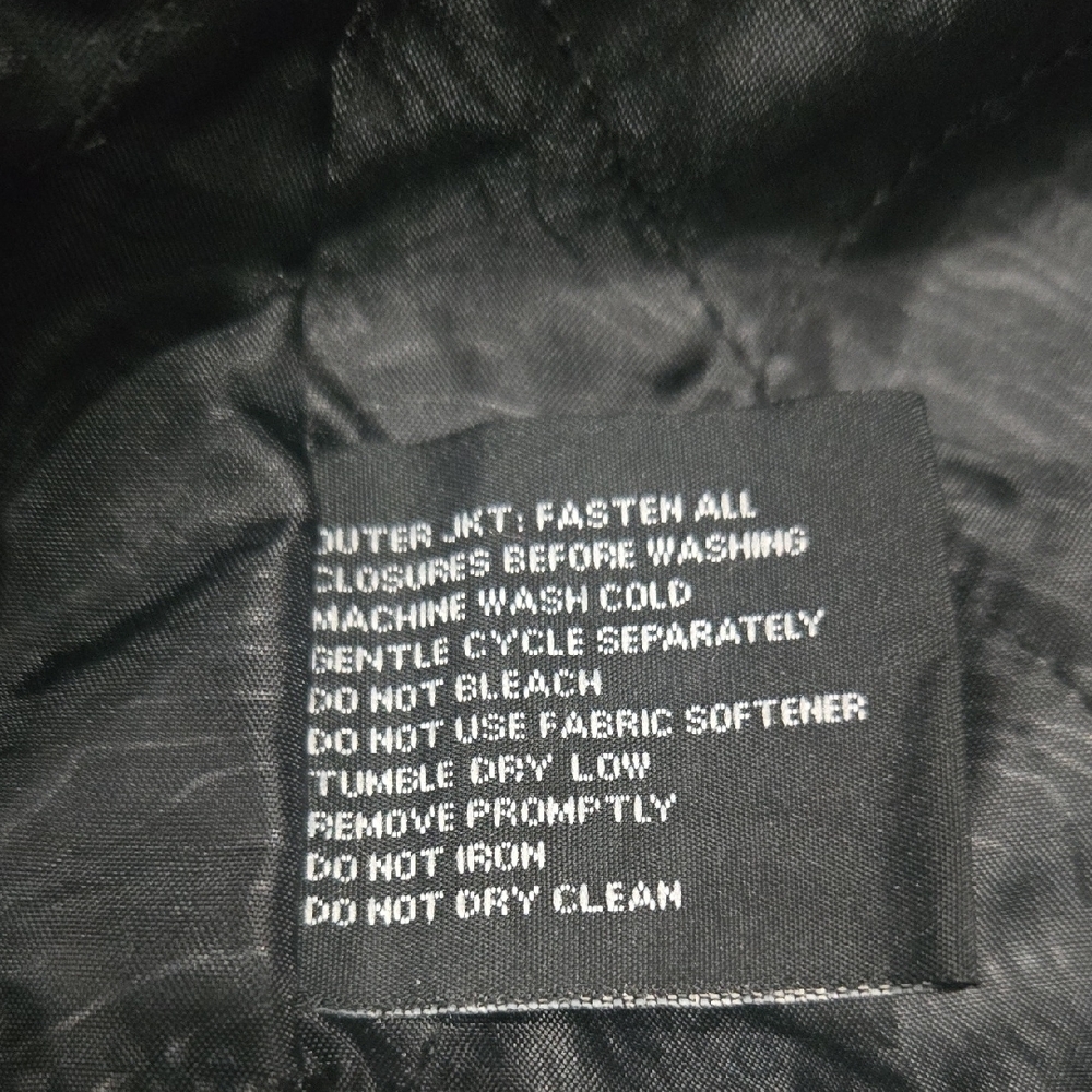 ZeroXposur Black and White Ski Jacket with Purple Accents, PL - Picture 9 of 11